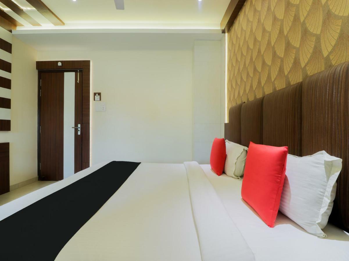 Capital O 46218 Royal Cottage Suite Kanpur Exterior photo